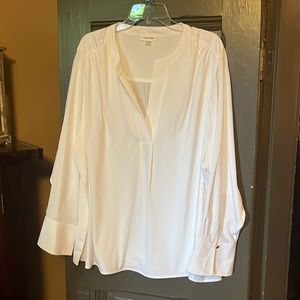 Very pretty soft white blouse. Calvin Klein. NWT 3X